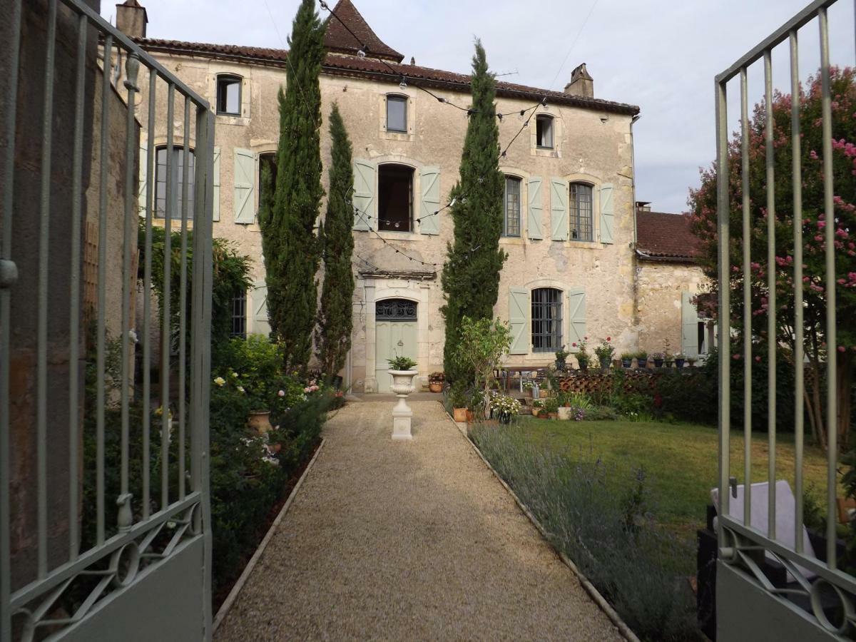 Puy-lʼÉvêque Maison Delmas Bed & Breakfast エクステリア 写真