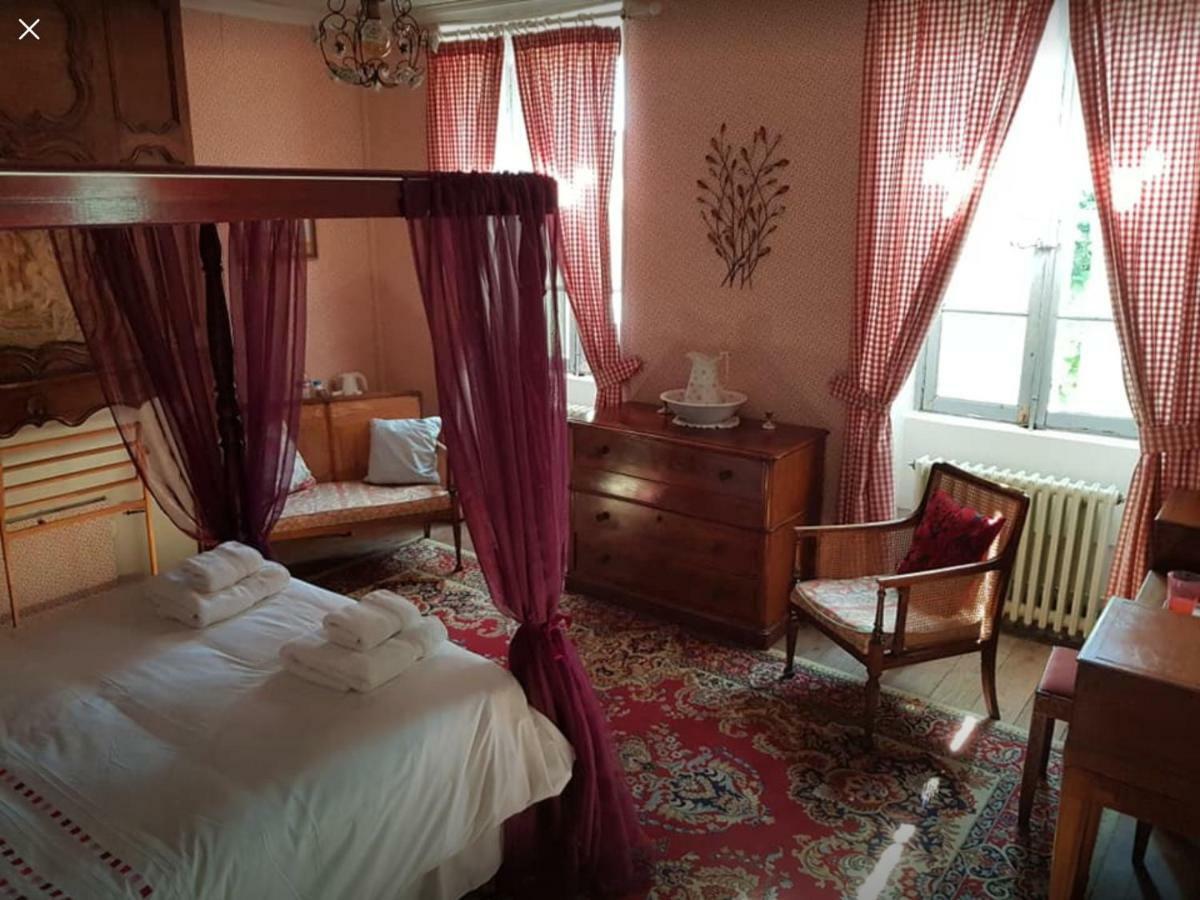Puy-lʼÉvêque Maison Delmas Bed & Breakfast エクステリア 写真