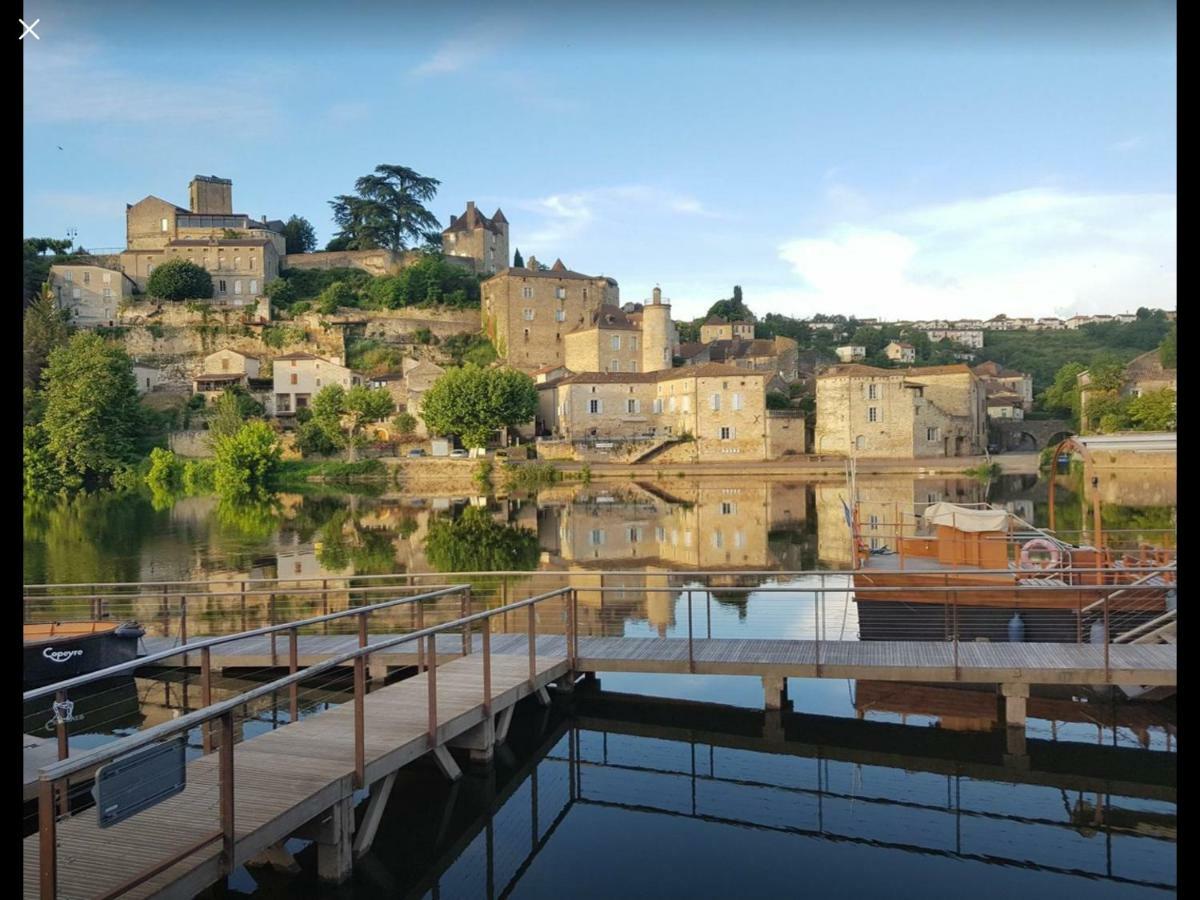 Puy-lʼÉvêque Maison Delmas Bed & Breakfast エクステリア 写真